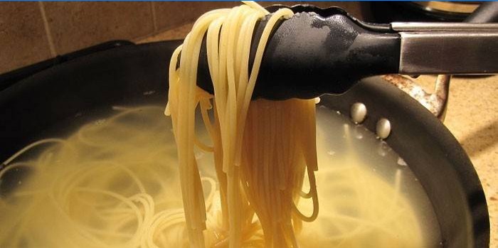 Spaghetti i en panne