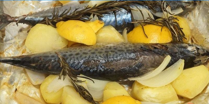 Bakt makrell med poteter