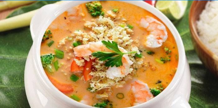 Sjømat og ris suppe