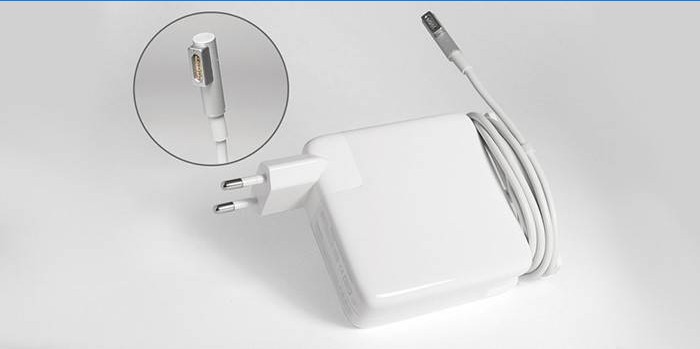 Strømforsyningsenheten til MagSafe Apple VC747Z / A bærbar PC