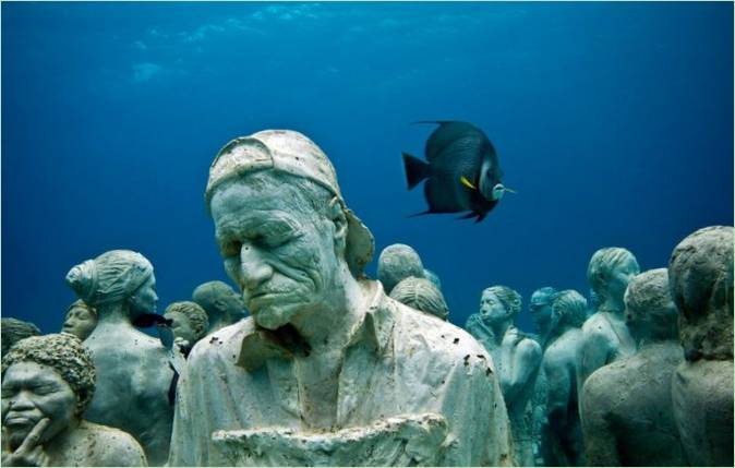 Skulptur i undervannsparken Silent Evolution