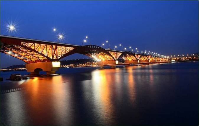 Bridge belysning design
