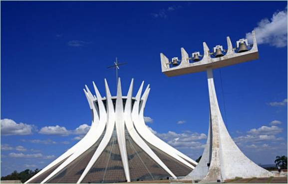 Katedralen Av Oscar Niemeyer