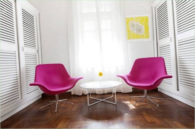 Skandinavisk stil og kontrast møbler i interiøret-Bilde 3