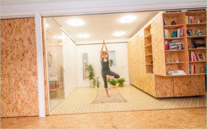 Yoga sone hjemme I Spania