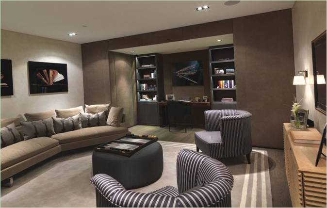 Luksuriøse møbler i stuen interiør