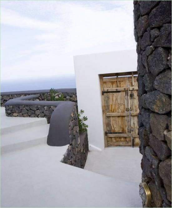 Superb hvit villa Aenaon på Øya Santorini I Hellas