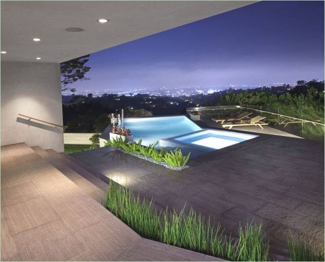 Den store terrassen Til Deronda house I Los Angeles