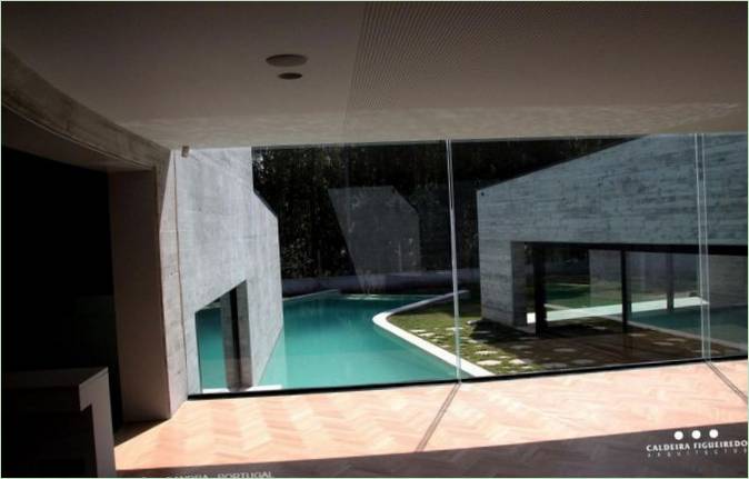 Panoramavinduer i utformingen Av Casa Sol hus I Portugal