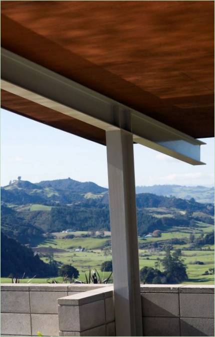 Utsikt fra det elegante landstedet Foothills House I New Zealand