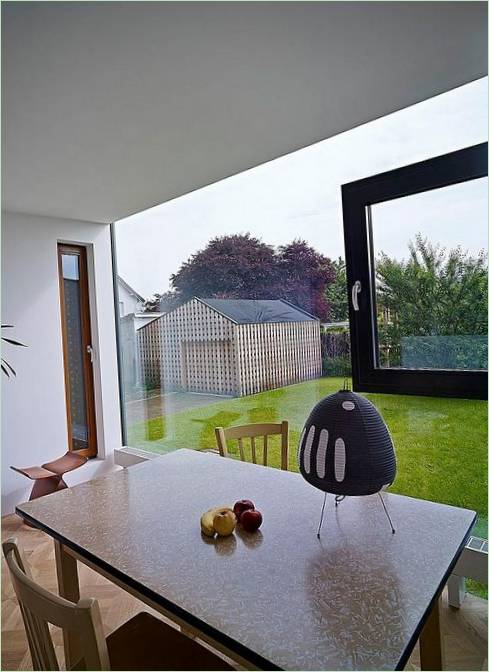 Glassforlengelsen er et prosjekt av det franske firmaet Lo Dubrovc Picquet Architects