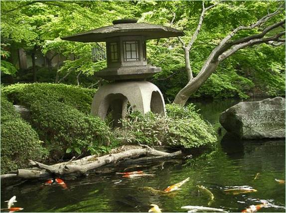 Landskapsdesign av hagen I Japansk stil