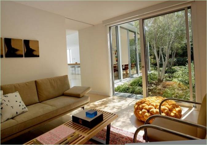 Vakker stue I Sausalito Hillside Remodel av Turnbull Griffin Haesloop Architects