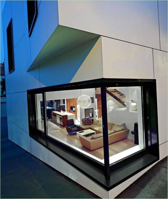 Moderne hus med uvanlig design DVA Arhitekta
