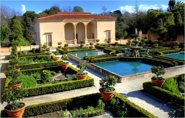 Landskapsdesign av hagen i italiensk stil