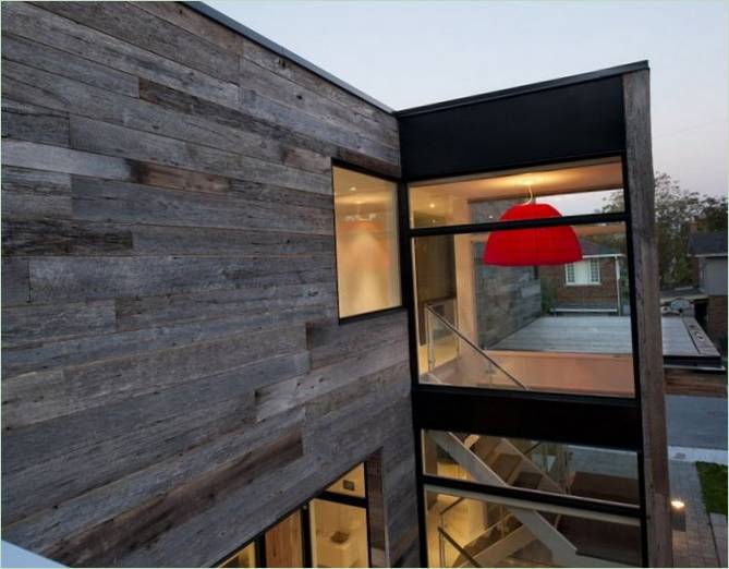 Et hus med minimalistisk Zen design I Ottawa