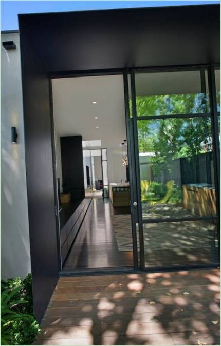 Inngangsdøren til herregården Fitzroy Residence I Australia