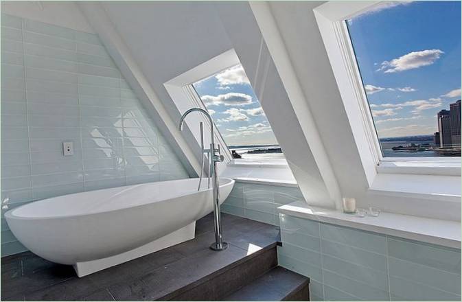 Moderne bad i penthouse