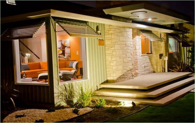 Storskala rekonstruksjon av et hus I Los Altos Av Weaver Design Group