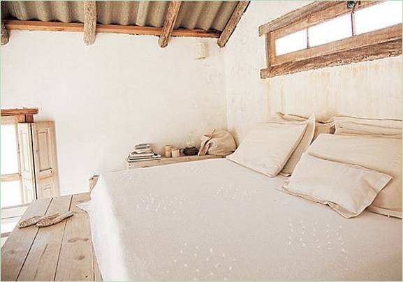 Interiørdesign av en liten hytte: soverom
